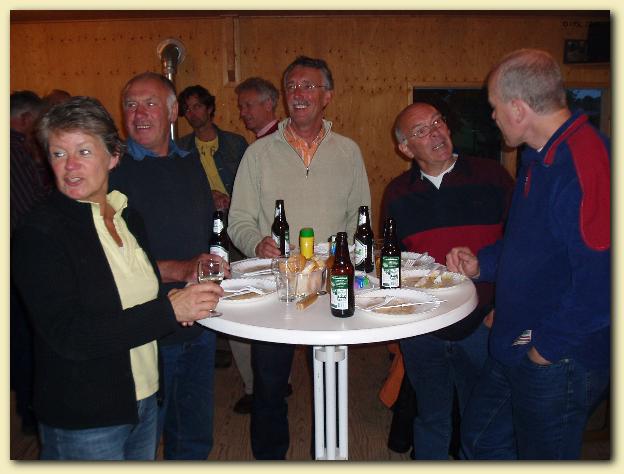 602x451 pixels (39K)